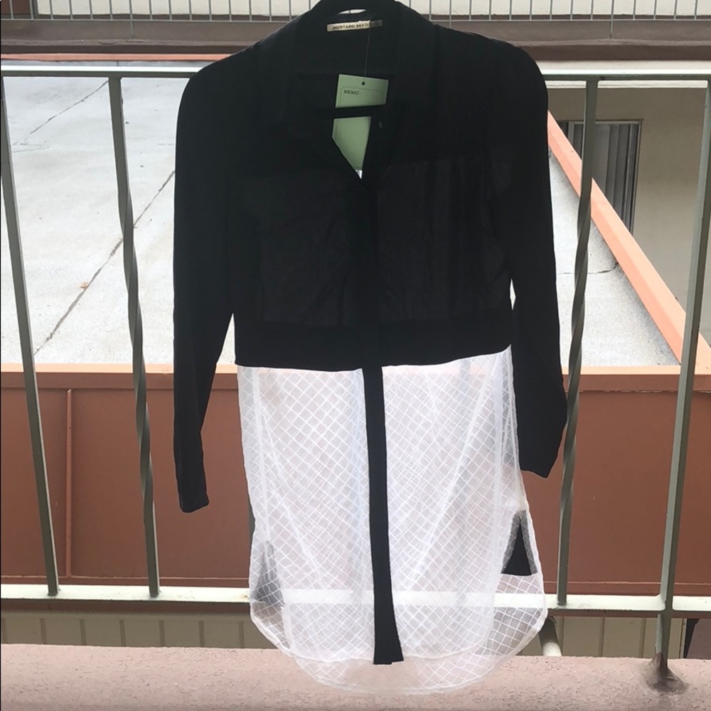 Button Down top Perfect for Work Sz Small Elegant